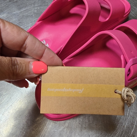 Vibrant Pink Slide Sandals with Flat Sole - Picture 2 of 3